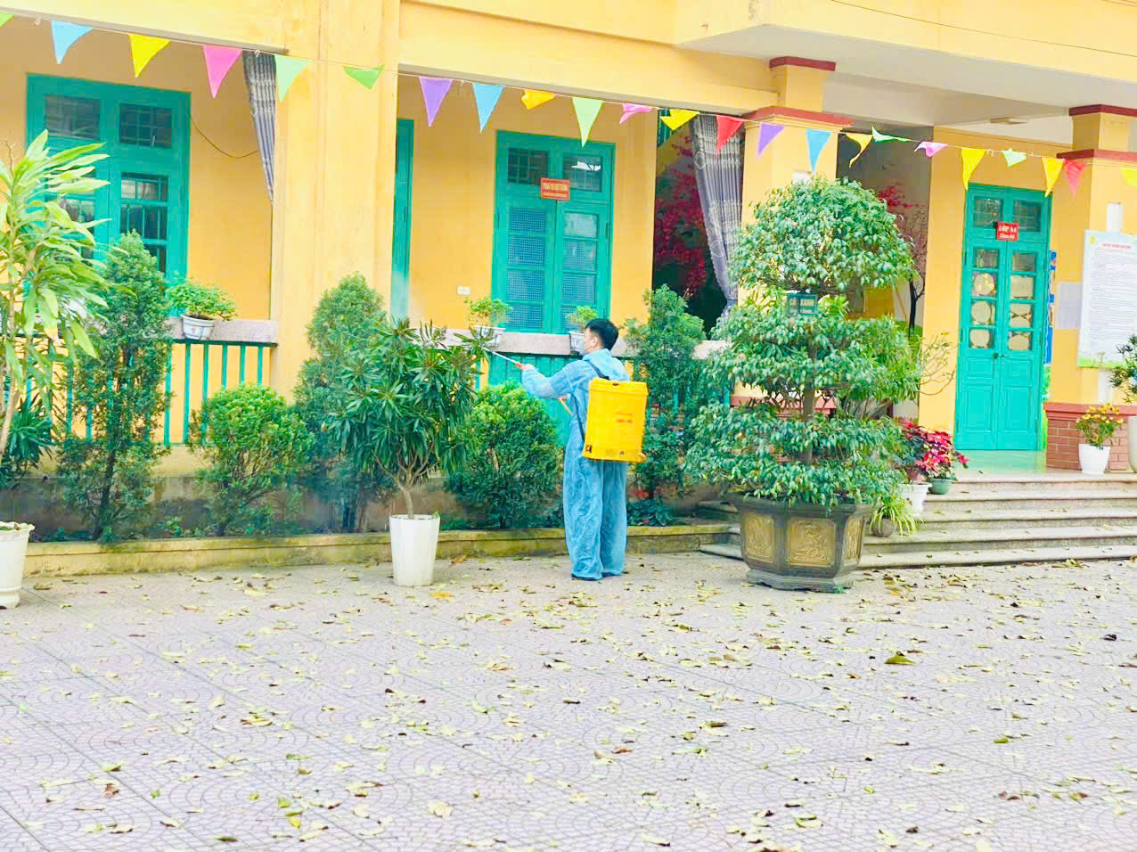 TRƯỜNG MẦM NON NGUYÊN LÝ PHUN THUỐC MUỖI PHÒNG CHỐNG DỊCH BỆNH