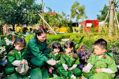 TRẢI NGHIỆM “BỮA CƠM HÀNH QUÂN” – HOẠT ĐỘNG Ý NGHĨA CHÀO MỪNG NGÀY 22/12